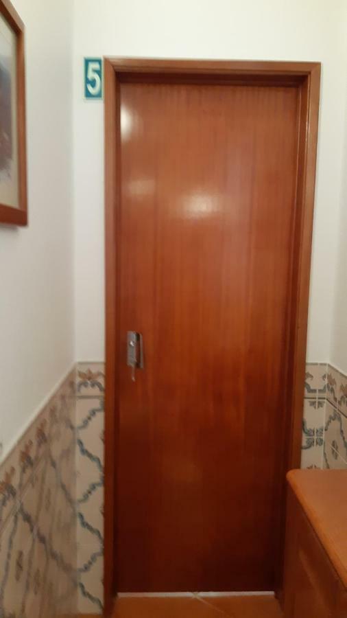 Alojamentos S.José Atouguia Da Baleia Exterior foto